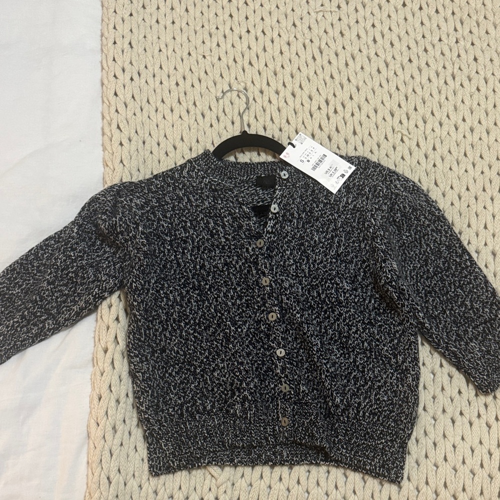 Zara NWT Black and White Knit Cardigan